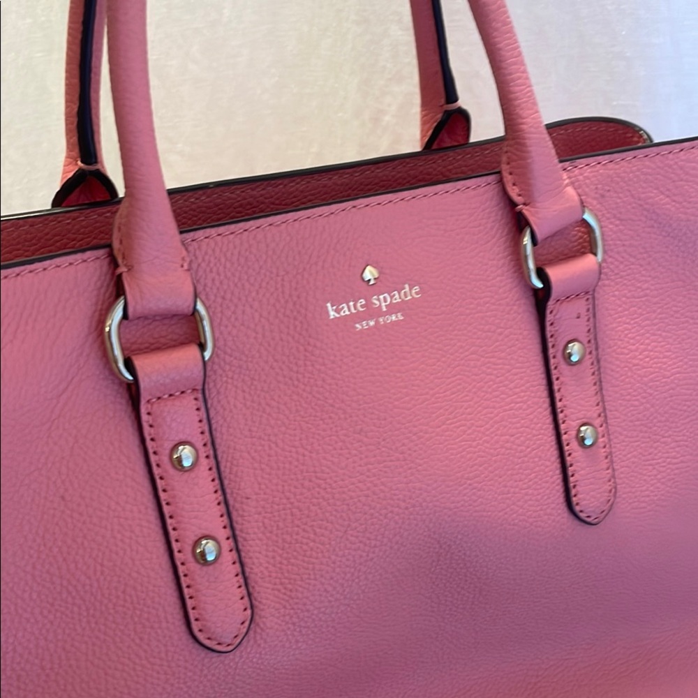 Kate Spade Coral Pink Evangeline Satchel with Structured Elegance - Picture 11 of 16